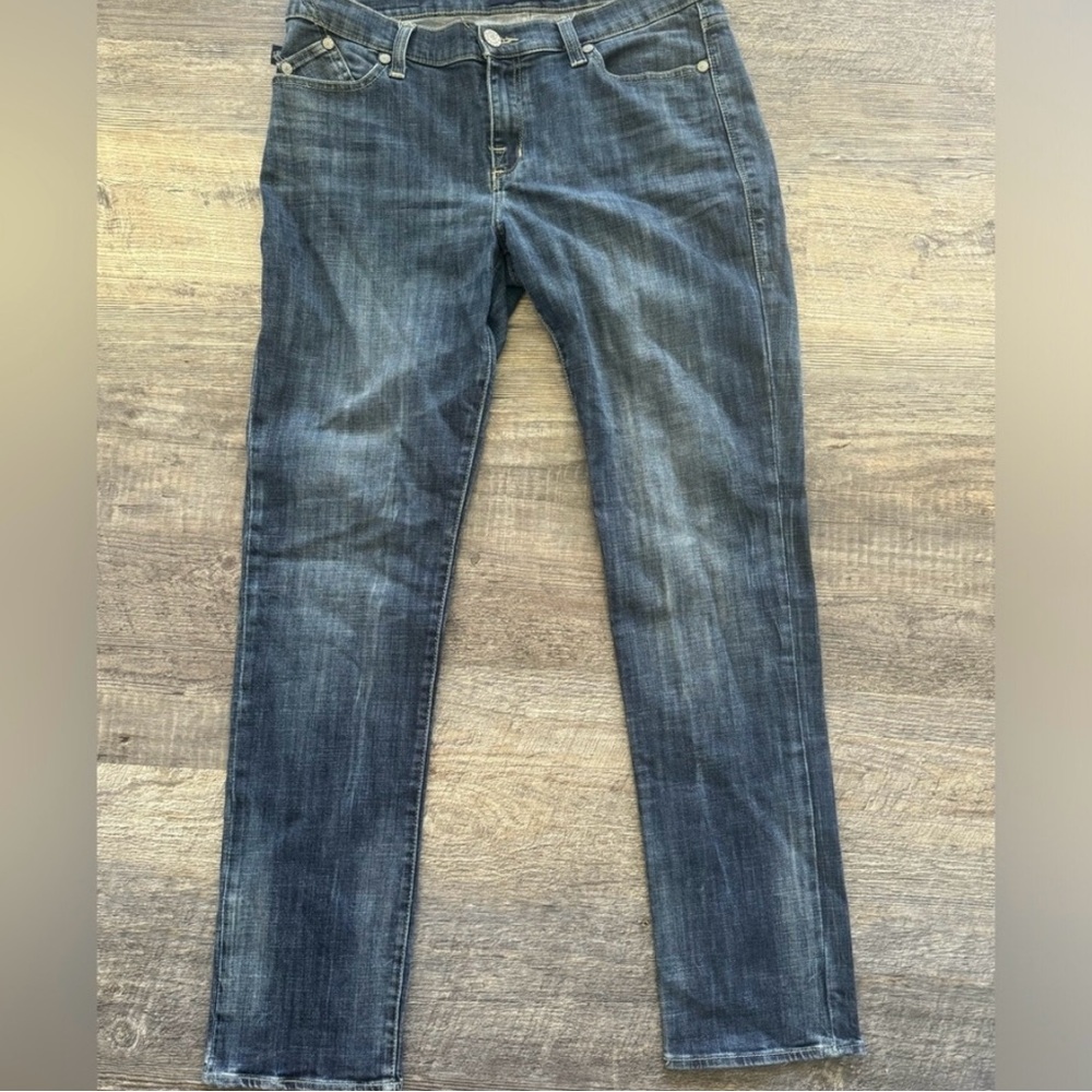 Rock & Republic Dark Blue Straight Leg Jeans
